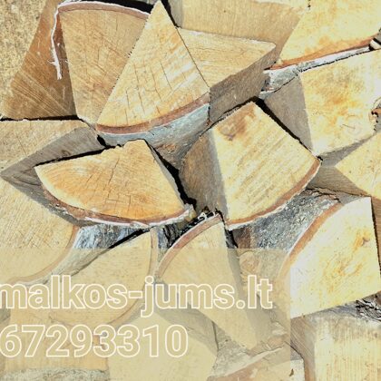 Sausos skaldytos malkos