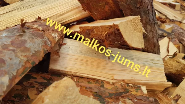 Pušinės malkos